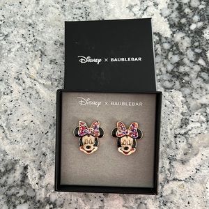 Disney x BaubleBar Minnie Kiss Earrings